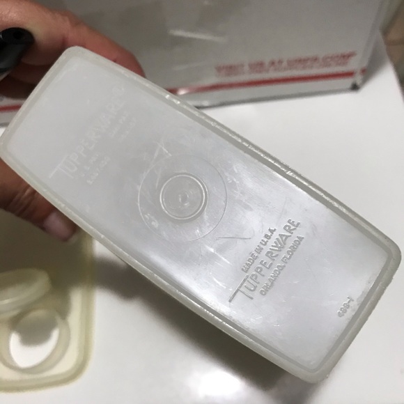 Tupperware Store N Pour - Picture 8 of 8